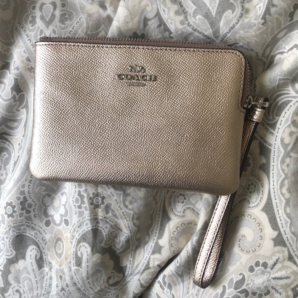 NWT Coach wristlet